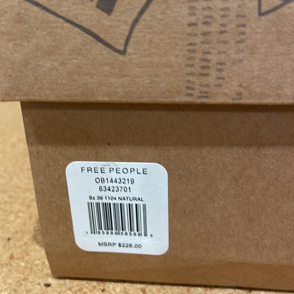 ⭐NWB⭐Free People - Camp Out Canvas Combat Boot size 39 - Picture 9 of 14